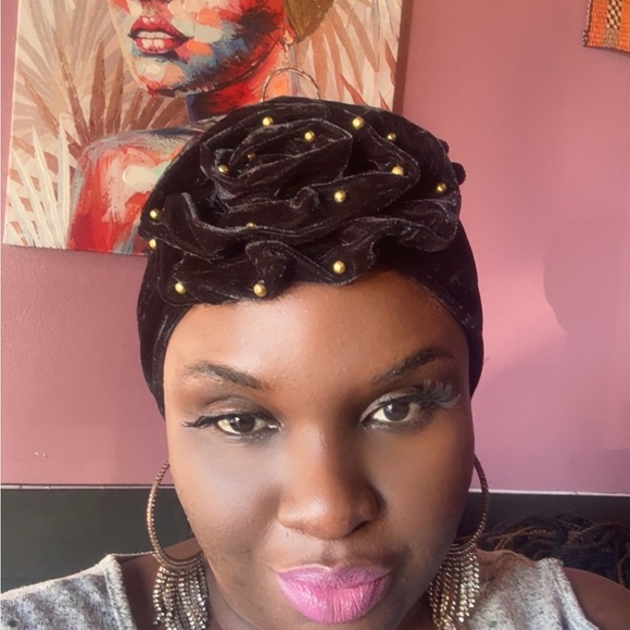 Accessories - Elegant Black Velvet Headwrap with Gold Accents